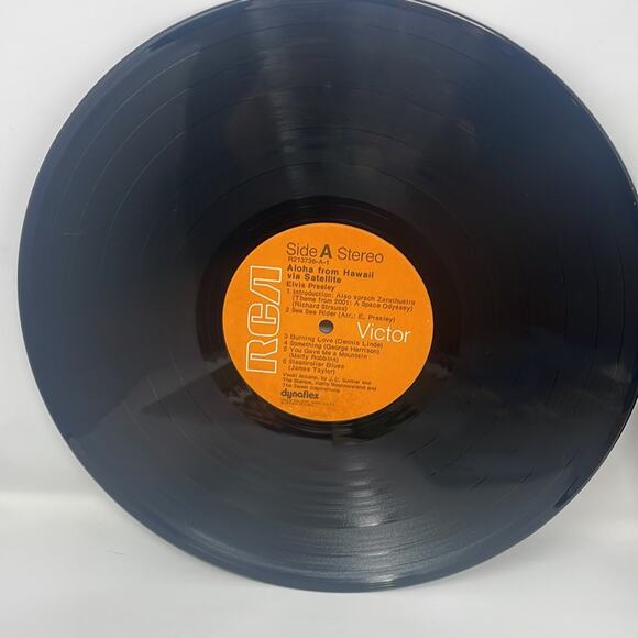Vintage 70s Elvis Aloha from Hawaii via satellite double LP vinyl - Picture 11 of 14